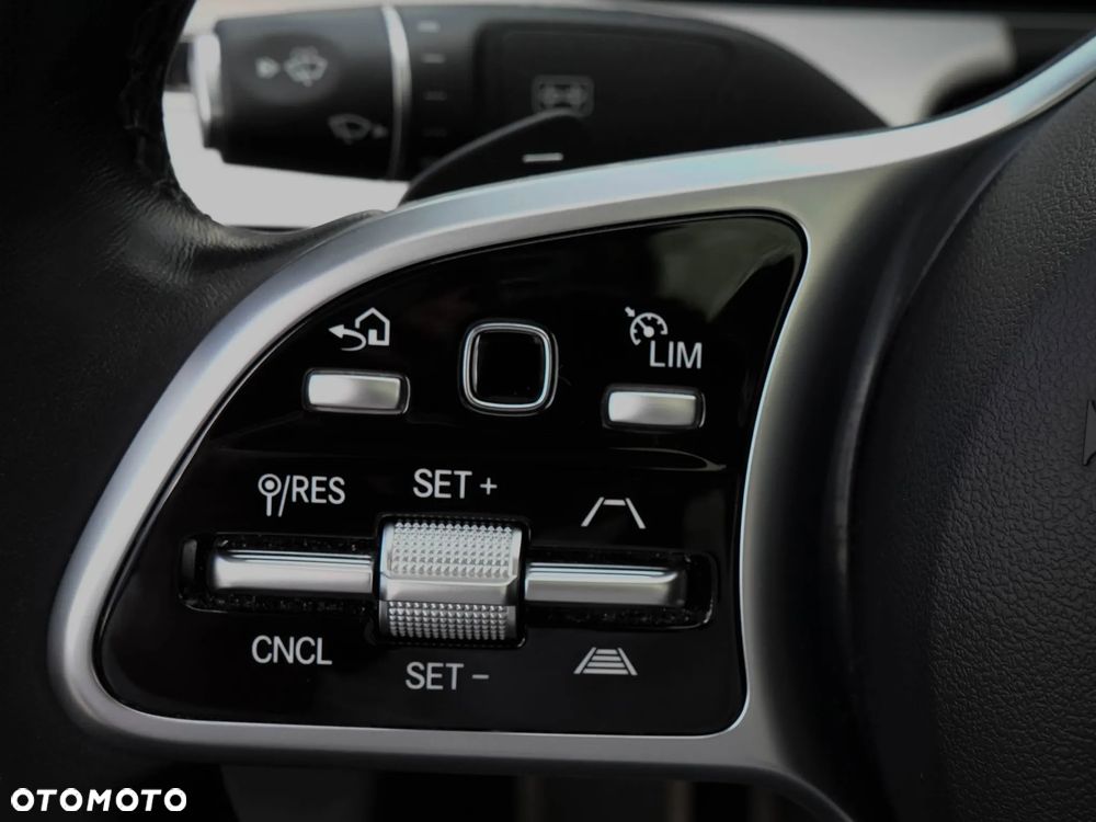 Mercedes-Benz Klasa E 220 d 4-Matic Avantgarde - 25