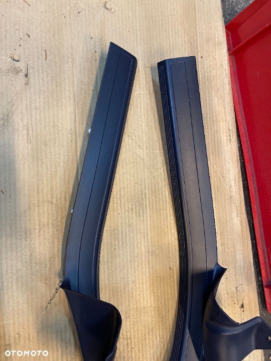 Listwy na progi niebieskie progi Bmw e38 super stan - 7