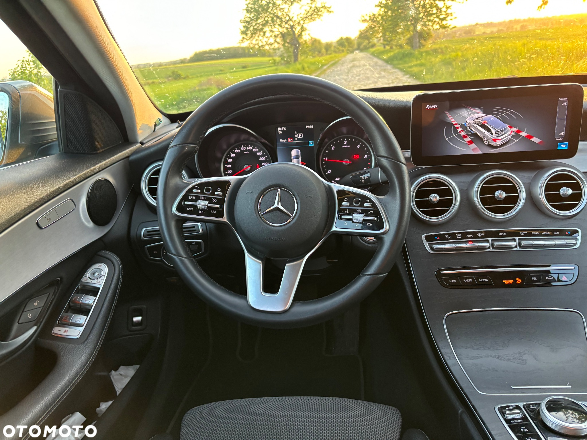 Mercedes-Benz Klasa C 180 d 9G-TRONIC - 18