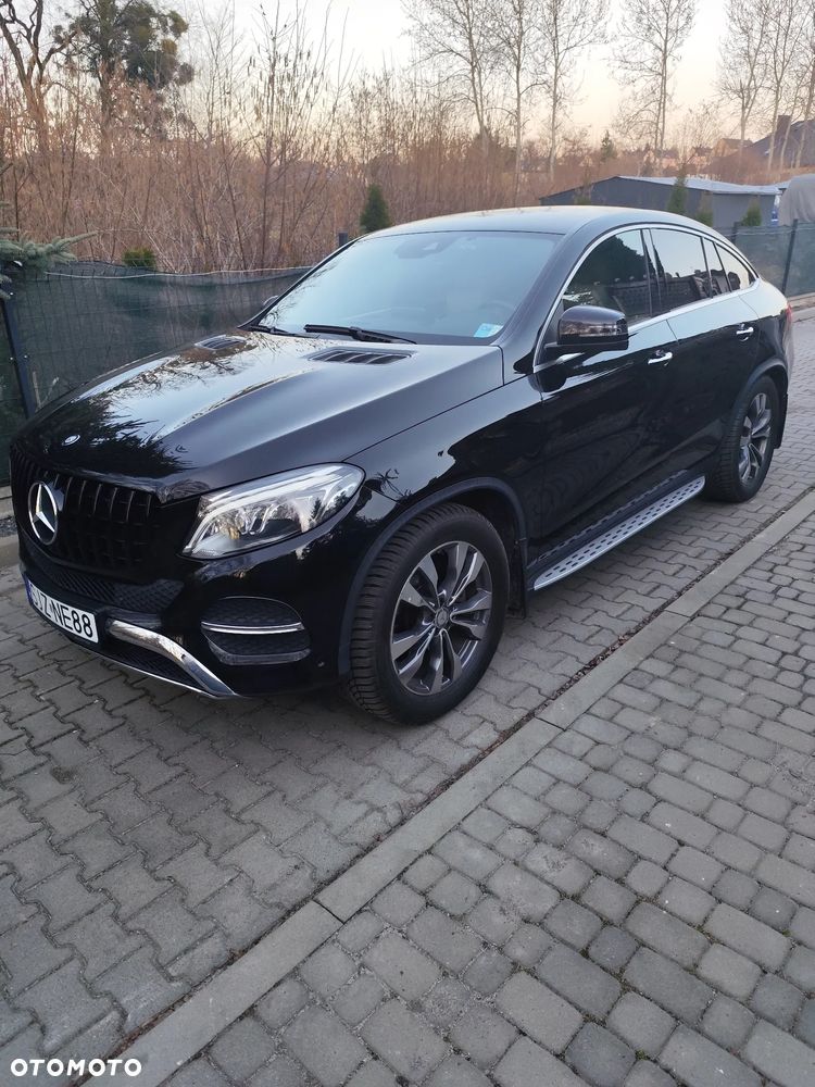 Mercedes-Benz GLE - 1