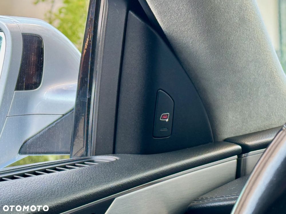 Audi A8 4.2 TDI L Quattro - 16