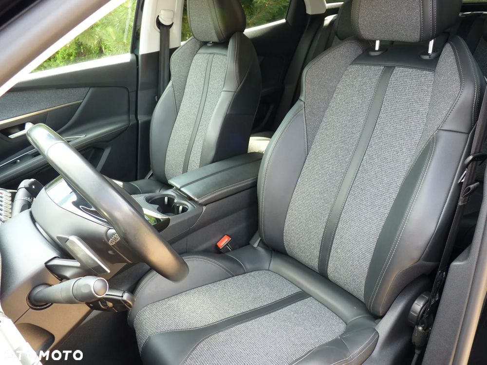 Peugeot 3008 BlueHDi 130 Stop & Start EAT8 Allure Business-Paket - 18
