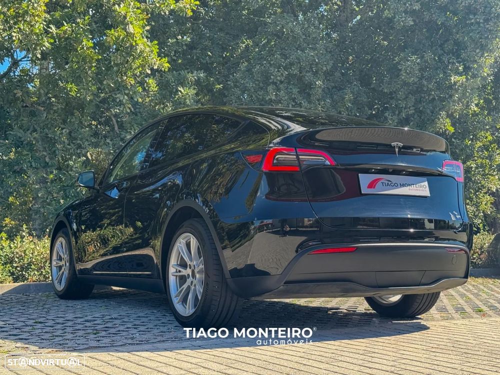 Tesla Model Y Tração Traseira - 34