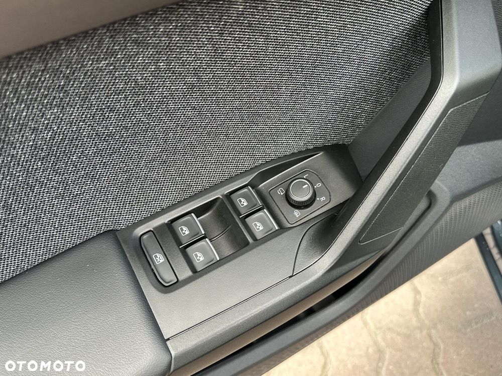 Seat Leon 1.0 eTSI Xcellence DSG - 34