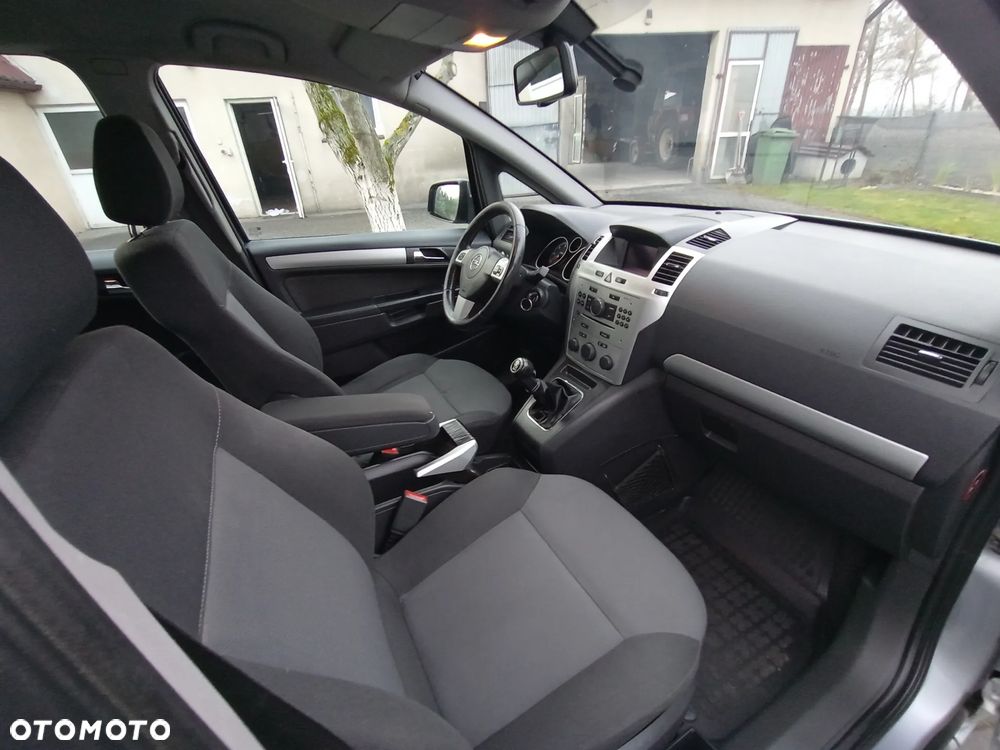 Opel Zafira 1.9 CDTI Essentia - 6