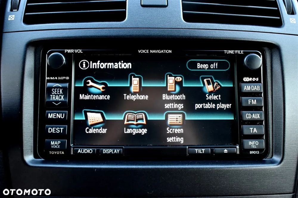 Toyota Avensis 1.8 Sol NAVI - 37