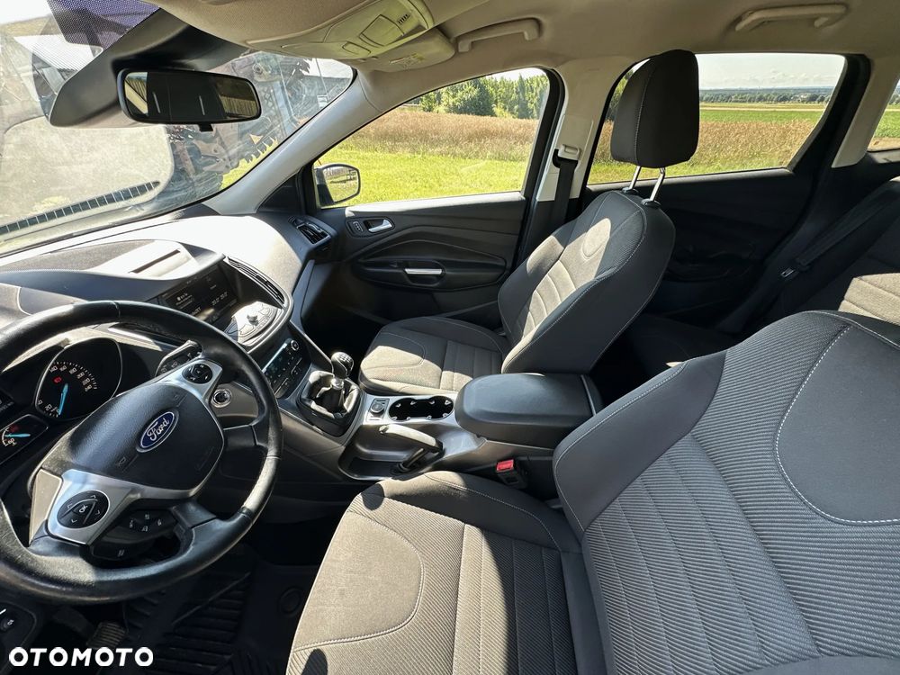Ford Kuga 2.0 TDCi 2x4 SYNC - 19