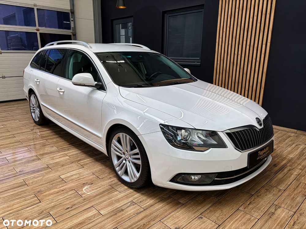 Skoda Superb 2.0 TDI Ambition DSG - 5