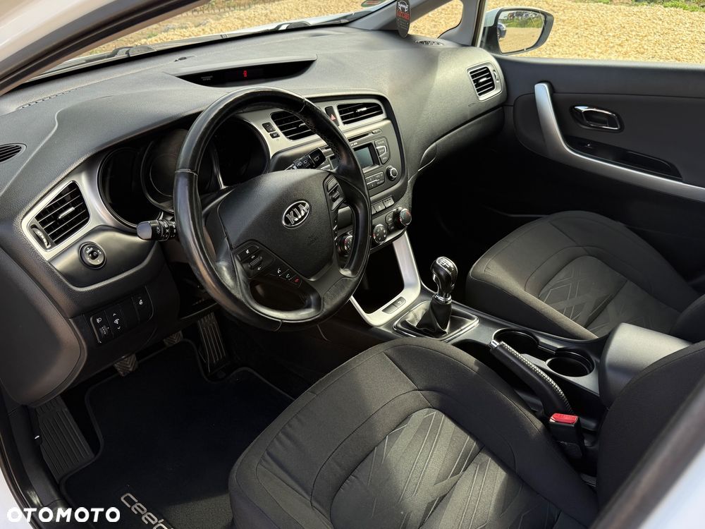 Kia Ceed 1.4 CVVT - 13