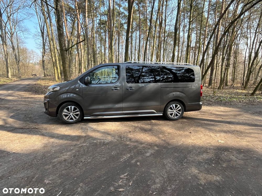 Peugeot Traveller 2.0 BlueHDi Long Active - 11