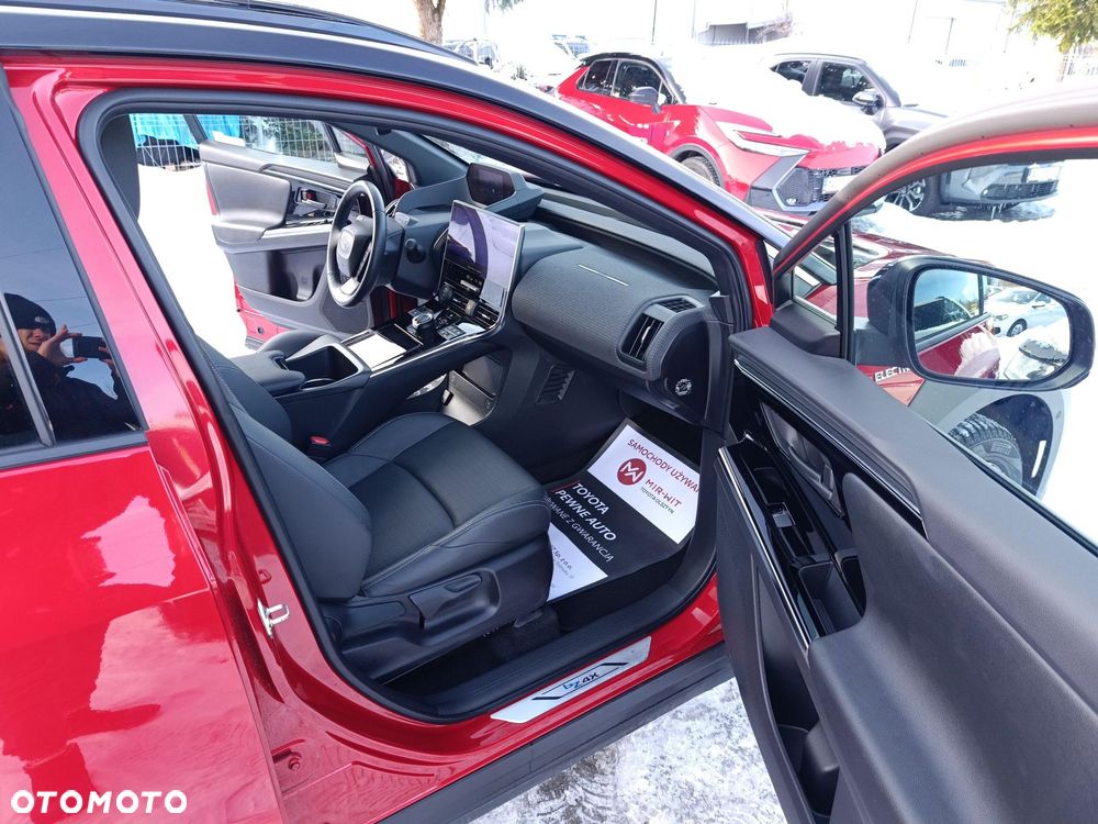 Toyota bZ4X 71.4kWh 4x4 Executive - 33