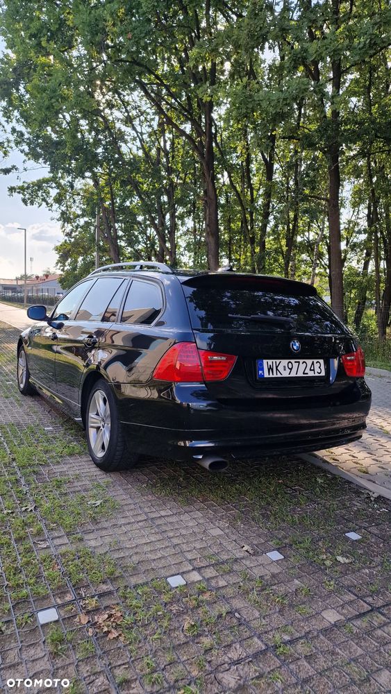 BMW Seria 3 320i - 2