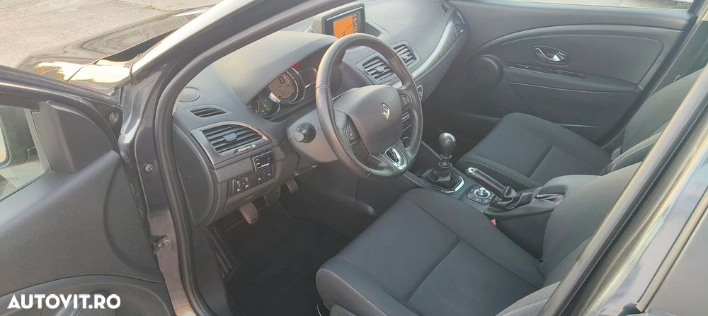 Renault Megane dCi 110 FAP Expression - 7