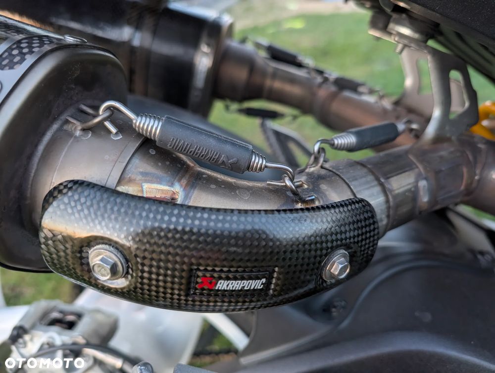 Ducati Monster - 20