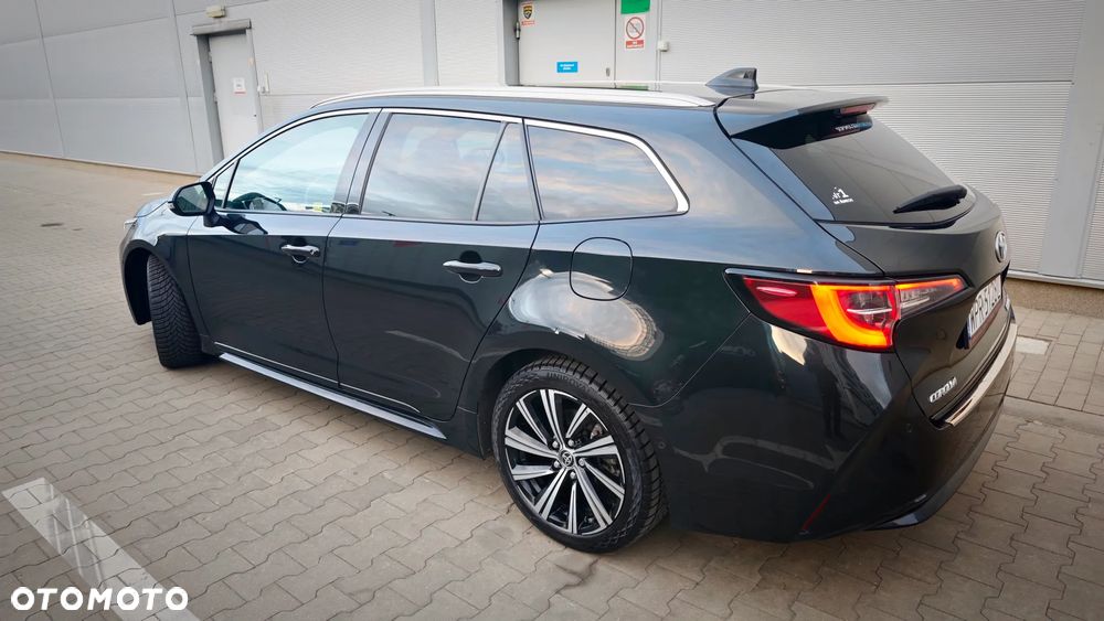 Toyota Corolla 1.8 Hybrid Comfort - 40