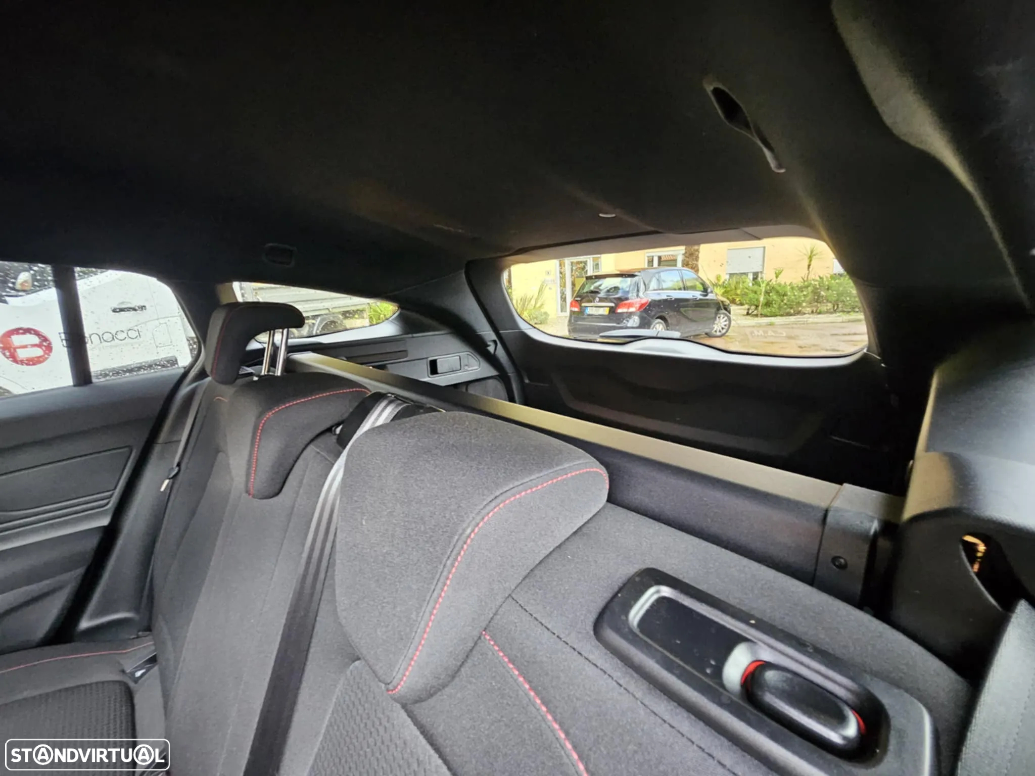 Ford Focus SW 1.0 EcoBoost MHEV ST-Line X - 13