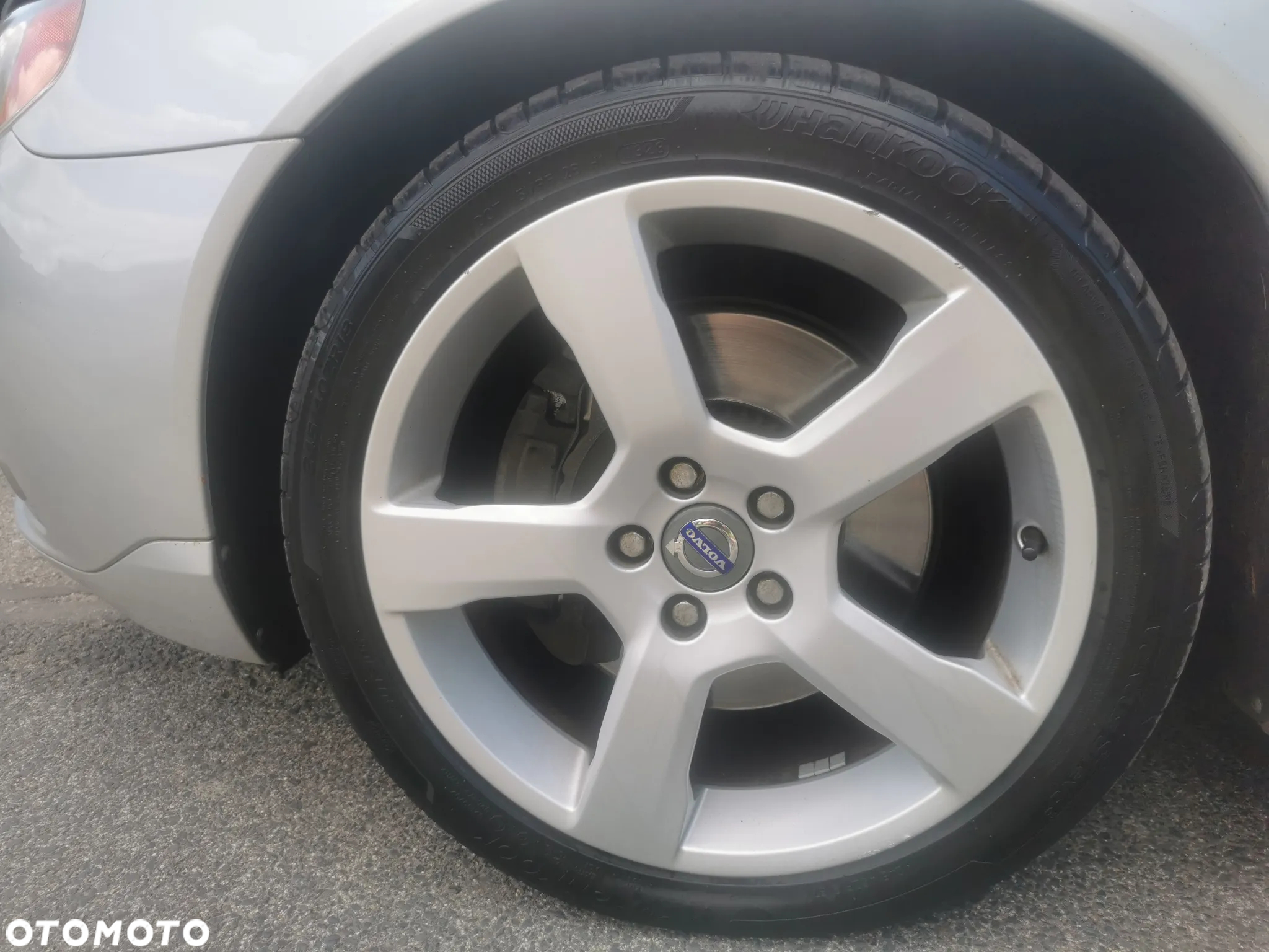 Volvo V70 D3 R-Design - 23
