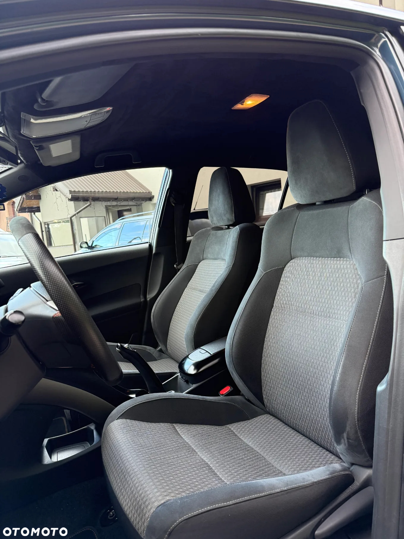 Toyota Auris 2.0 D-4D Prestige - 17
