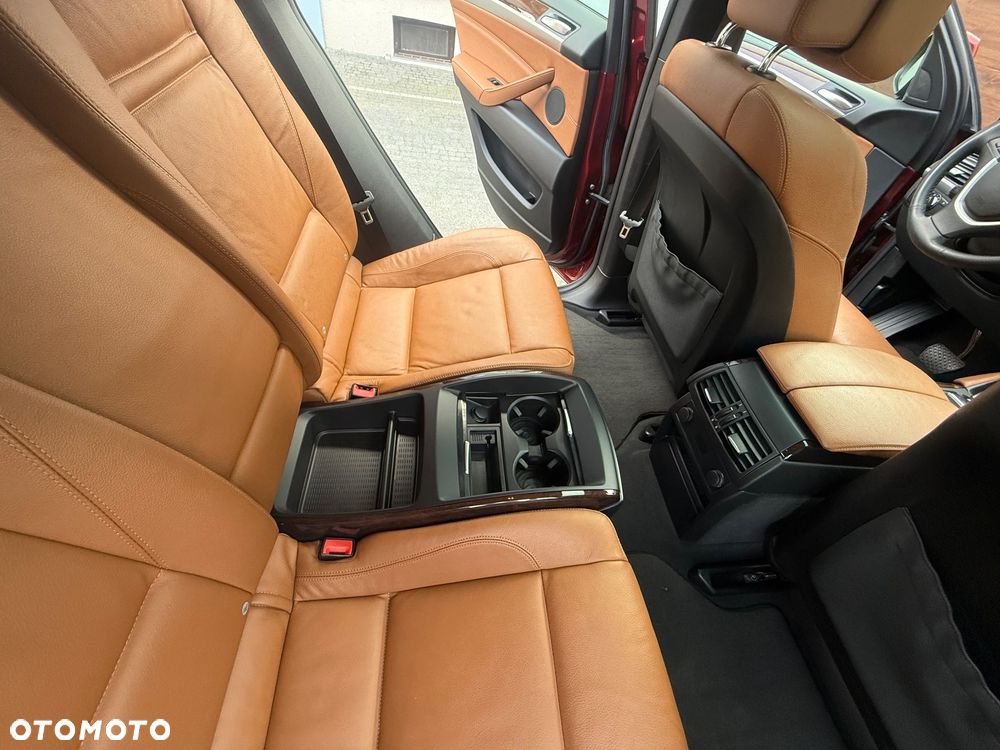 BMW X6 xDrive35i - 13