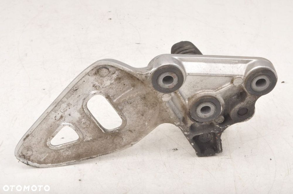 SUZUKI GSX 1300 SET PODNÓŻEK LEWY LEWY TYŁ - 3