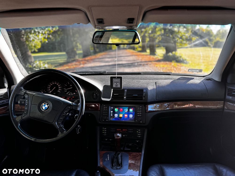 BMW Seria 5 - 10