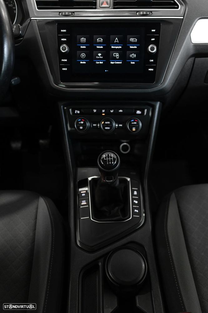 VW Tiguan 2.0 TDI Confortline - 32