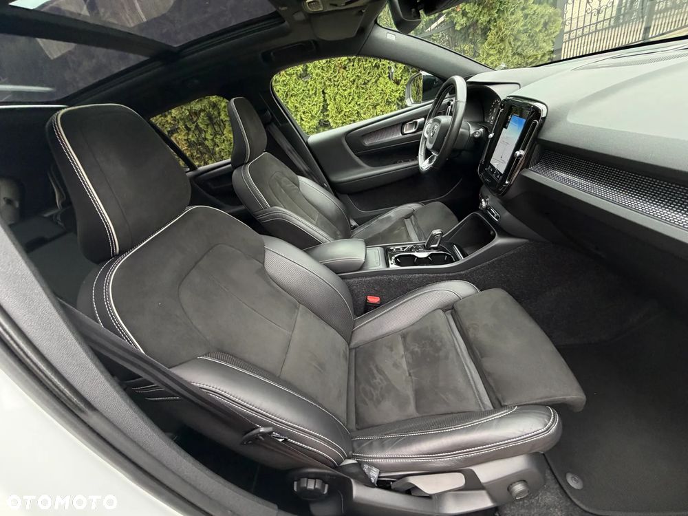 Volvo XC 40 T5 AWD R-Design - 12