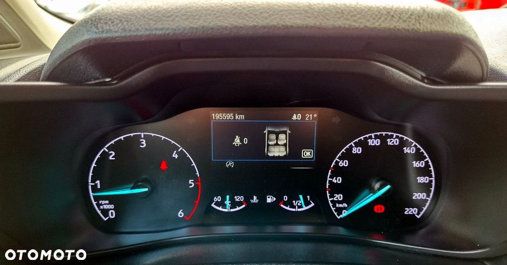Ford Transit Connect - 39