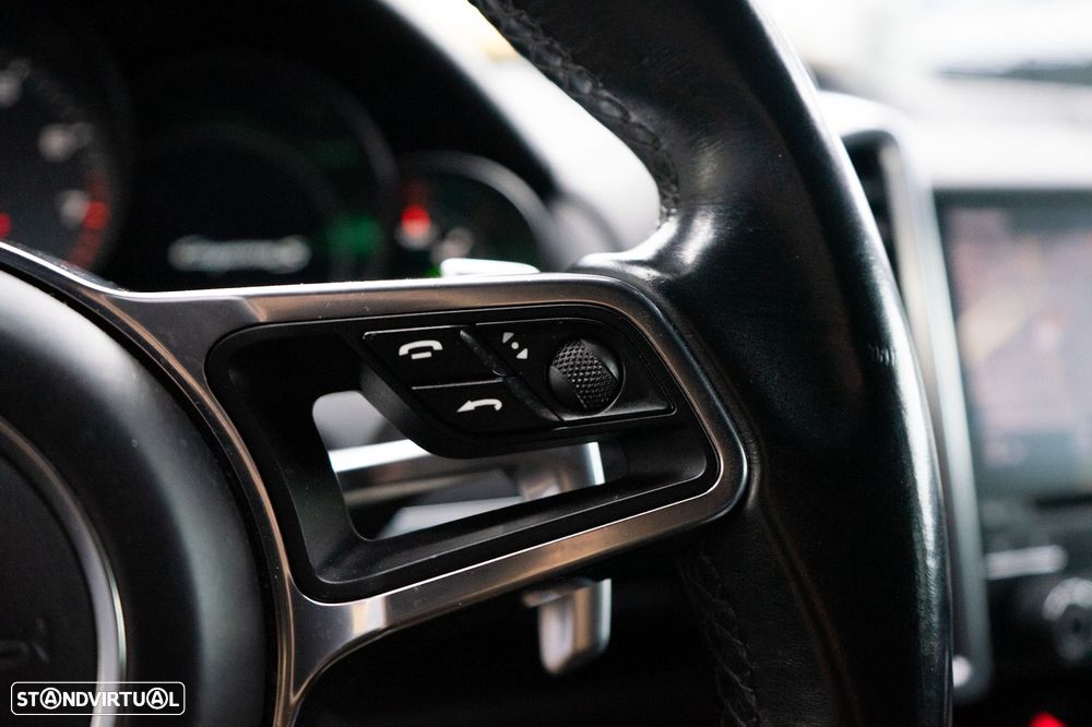 Porsche Cayenne S E-Hybrid Platinum Edition - 40