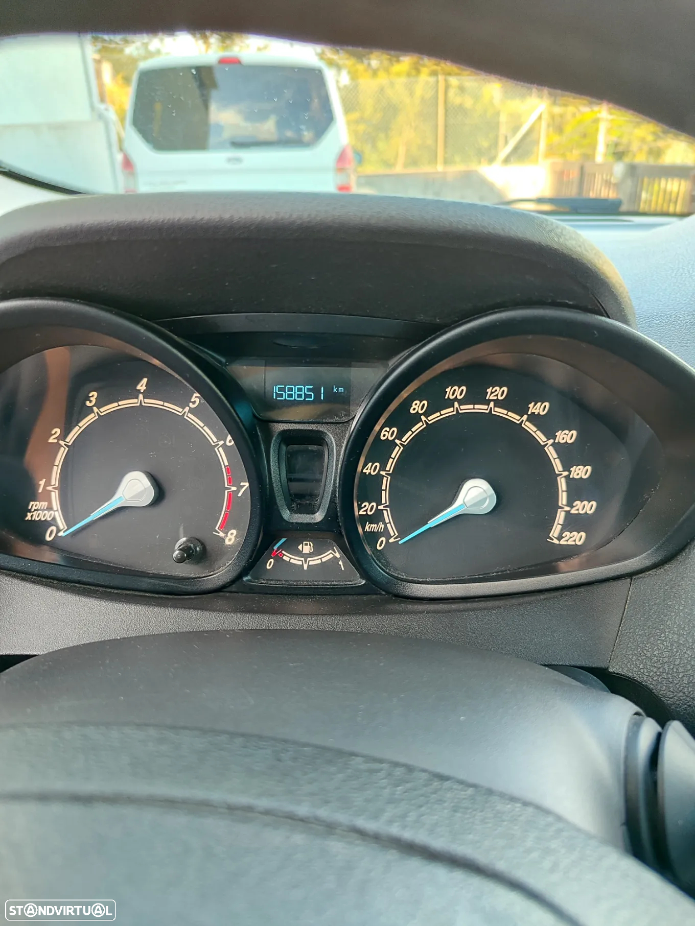 Ford Tourneo Courier 1.0 EcoBoost Ambiente - 5