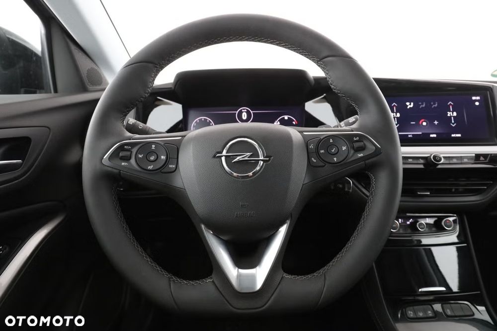 Opel Grandland X 1.2 T Innovation S&S - 4