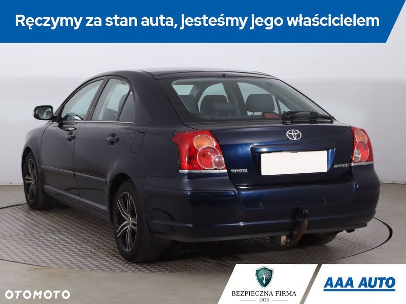 Toyota Avensis - 5