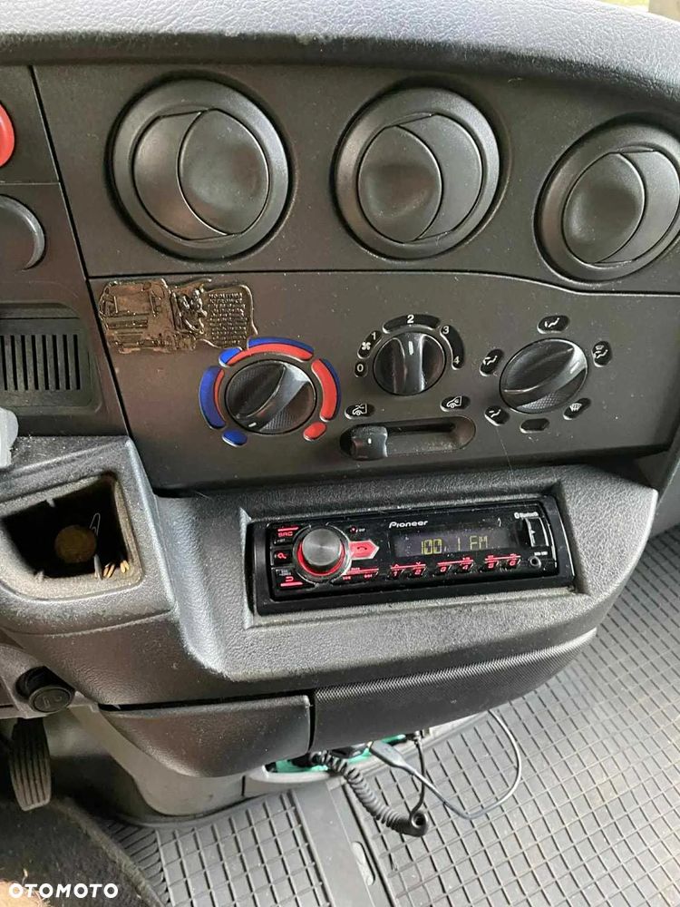 Iveco DAILY 35S14V - 6