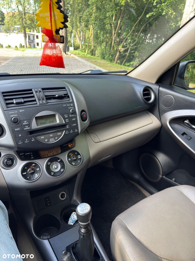Toyota RAV4 2.2 D-CAT 4x4 Executive - 12