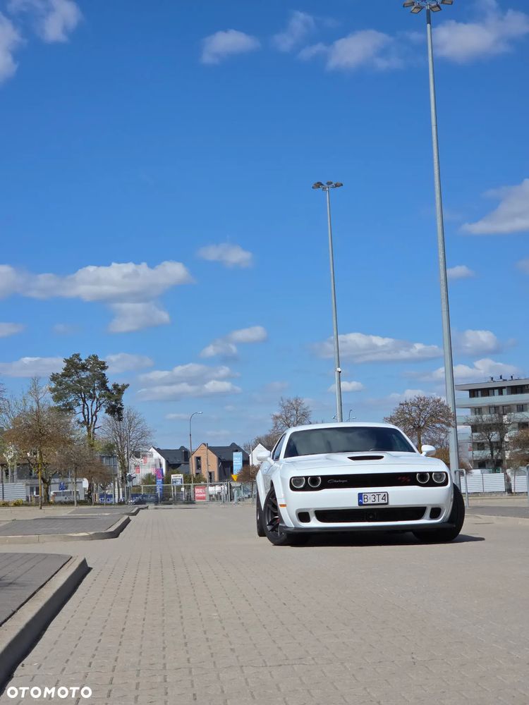 Dodge Challenger 6.4 Scat Pack Widebody - 27