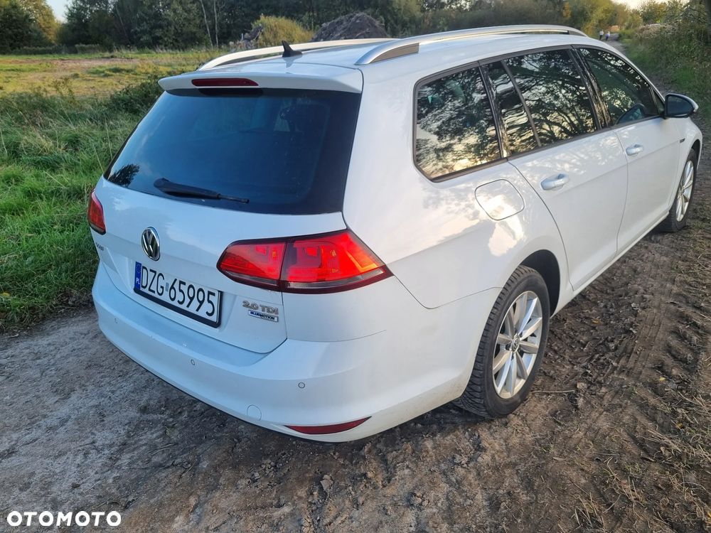 Volkswagen Golf Variant 2.0 TDI BlueMotion Technology Lounge - 2