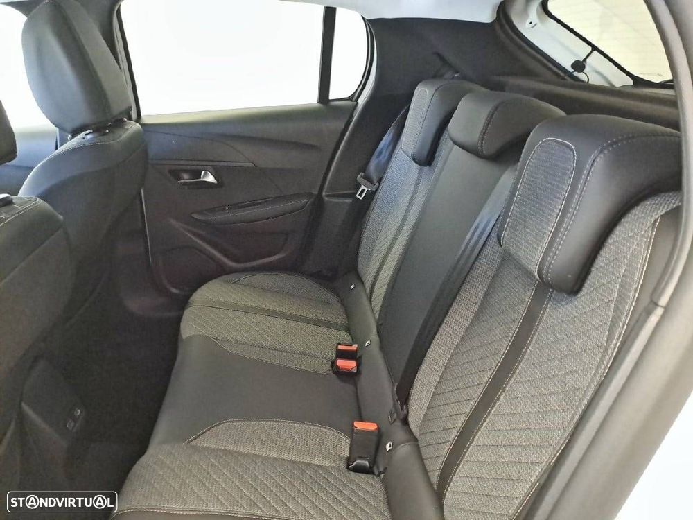 Peugeot 208 1.2 PureTech Allure EAT8 - 10