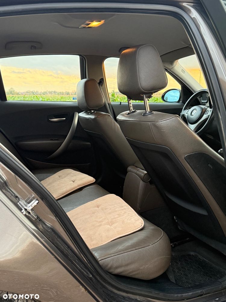 BMW Seria 1 116i - 8