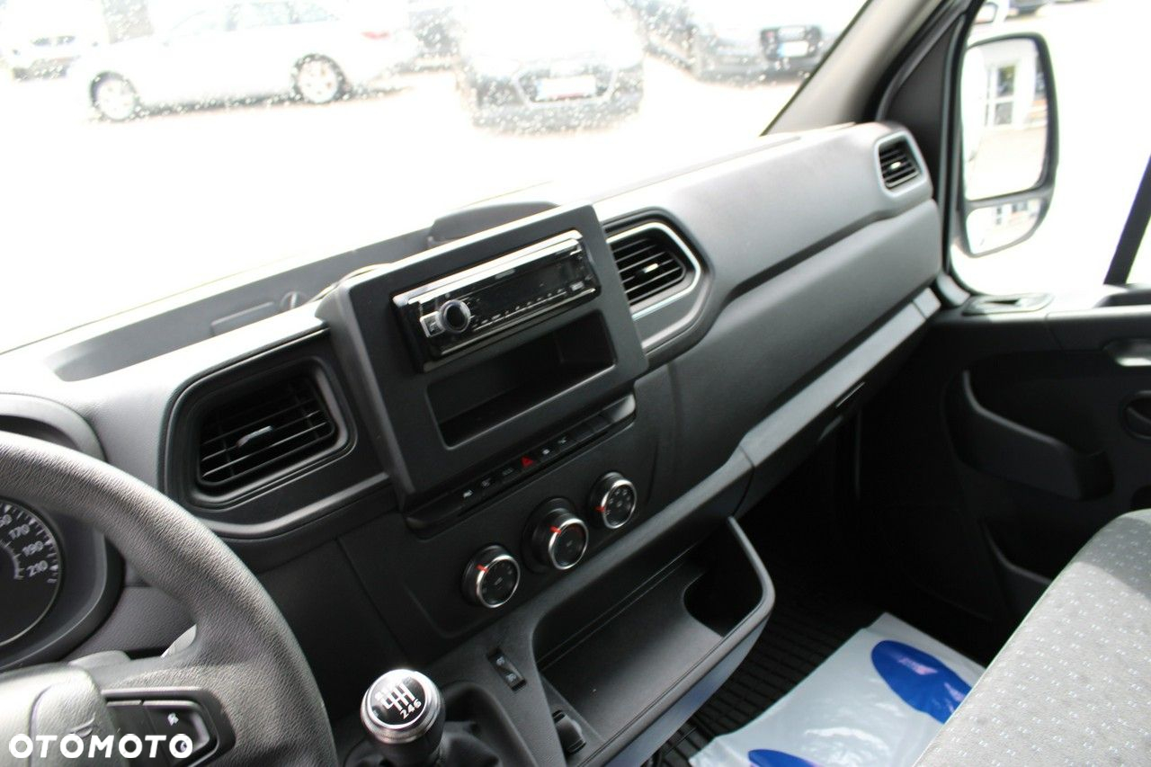 Opel Movano - 16