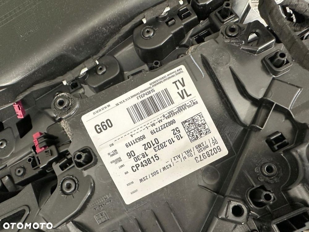 BMW 5 G60 ŚRODEK TAPICERKA FOTELE TUNEL KANAPA BOCZKI SKÓRA M-PAKIET - 9