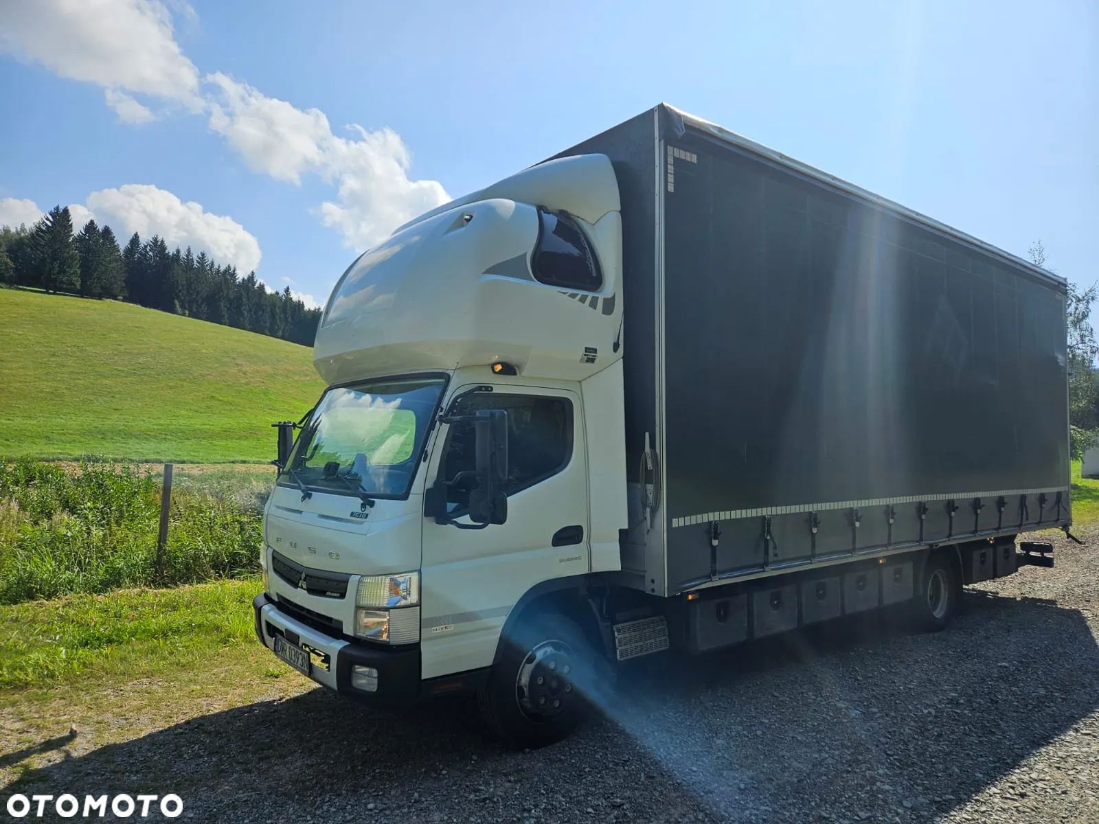 Mitsubishi FUSO CANTER - 1