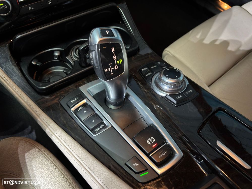 BMW 525 d Pack M Auto - 16