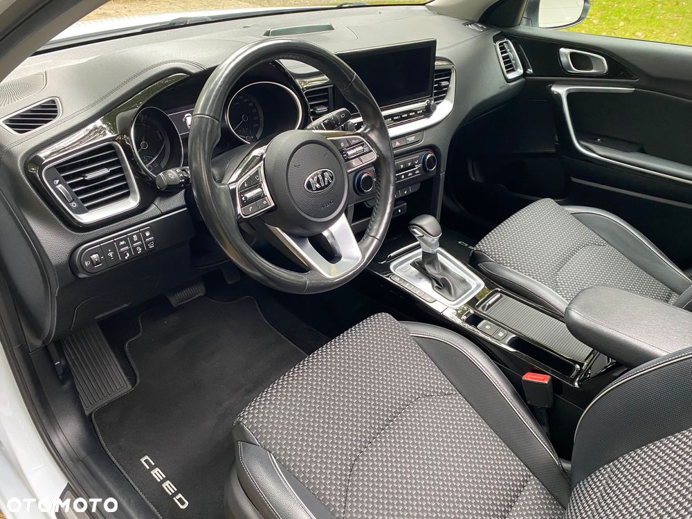 Kia Ceed 1.6 GDI PHEV Business Line DCT - 19