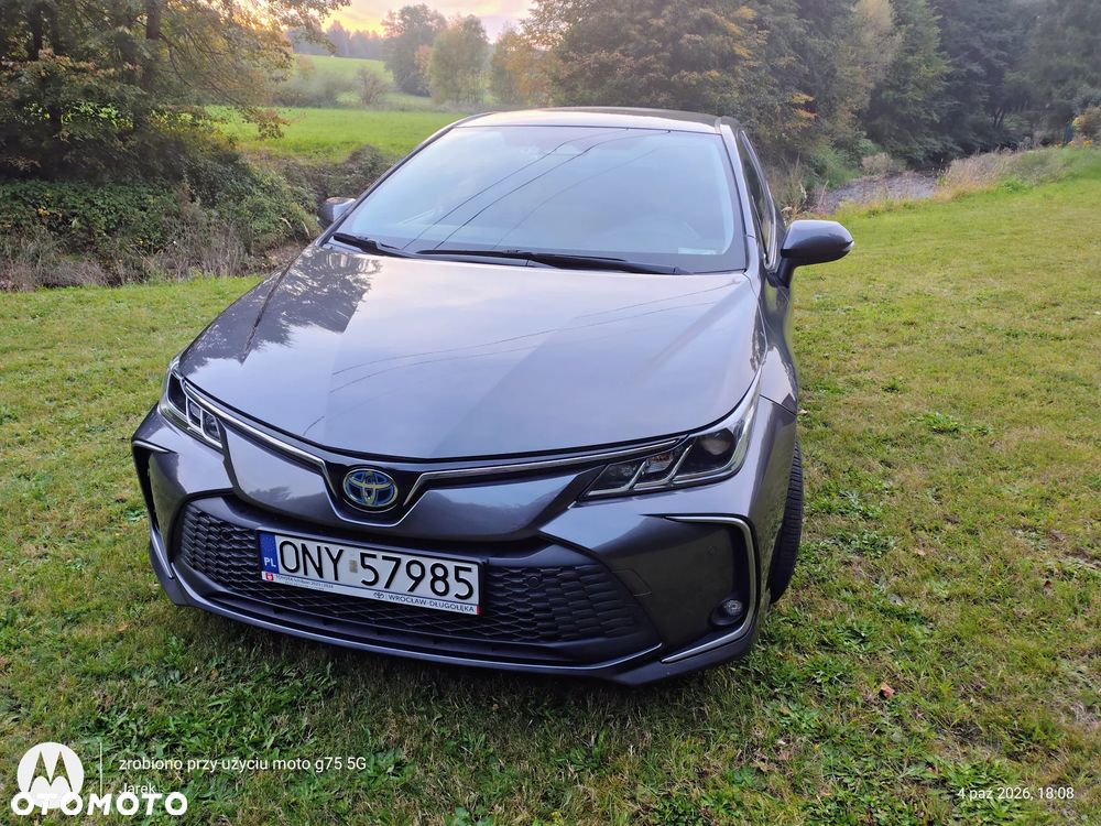 Toyota Corolla - 1