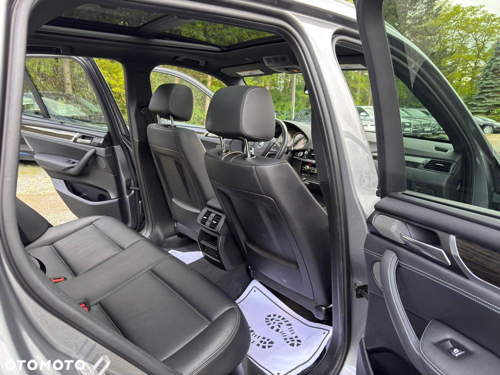 BMW X3 28i xDrive - 27