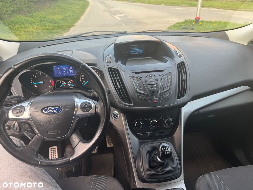 Ford Kuga 2.0 TDCi Trend FWD - 12