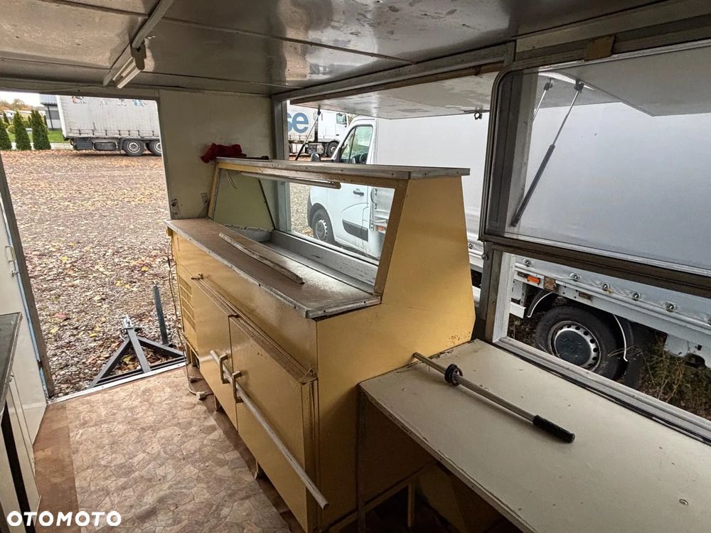 Inny Przyczepa gastronomiczna handlowa MROŻNIA  MIĘSO kebab grill kuchnia - 17