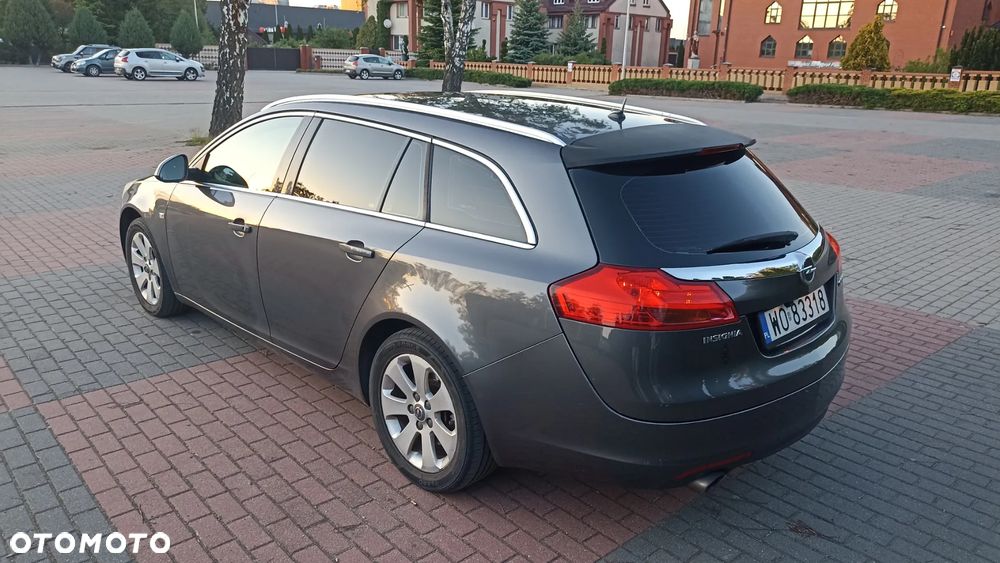Opel Insignia 1.6 Turbo Sports Tourer - 9