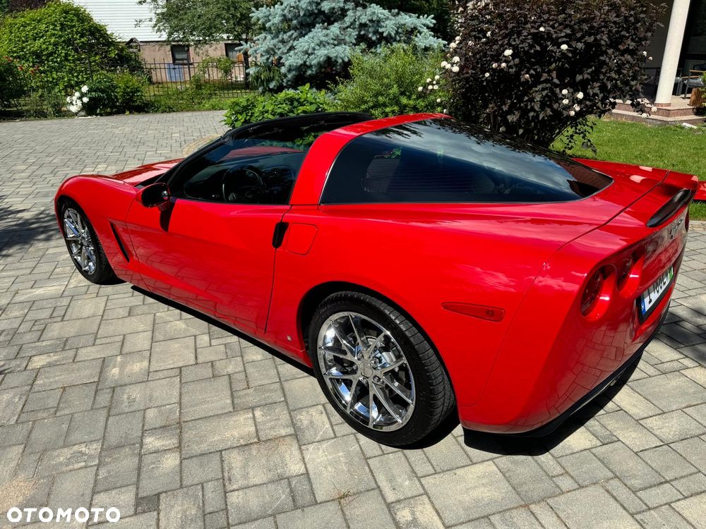 Chevrolet Corvette - 23
