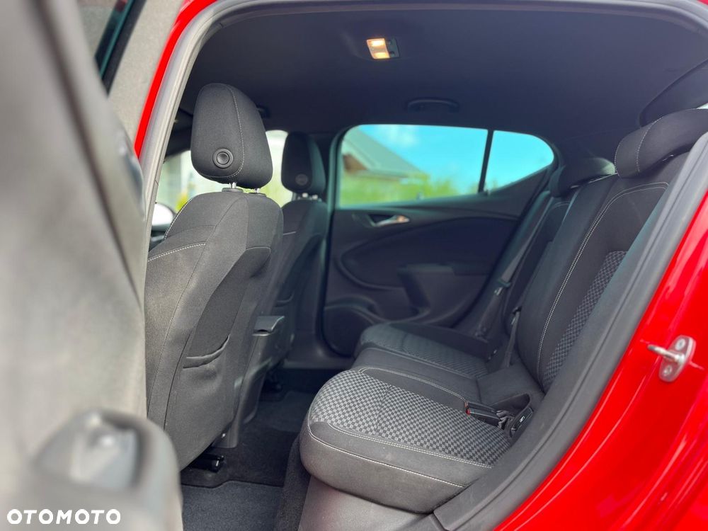 Opel Astra 1.4 Turbo Dynamic - 29
